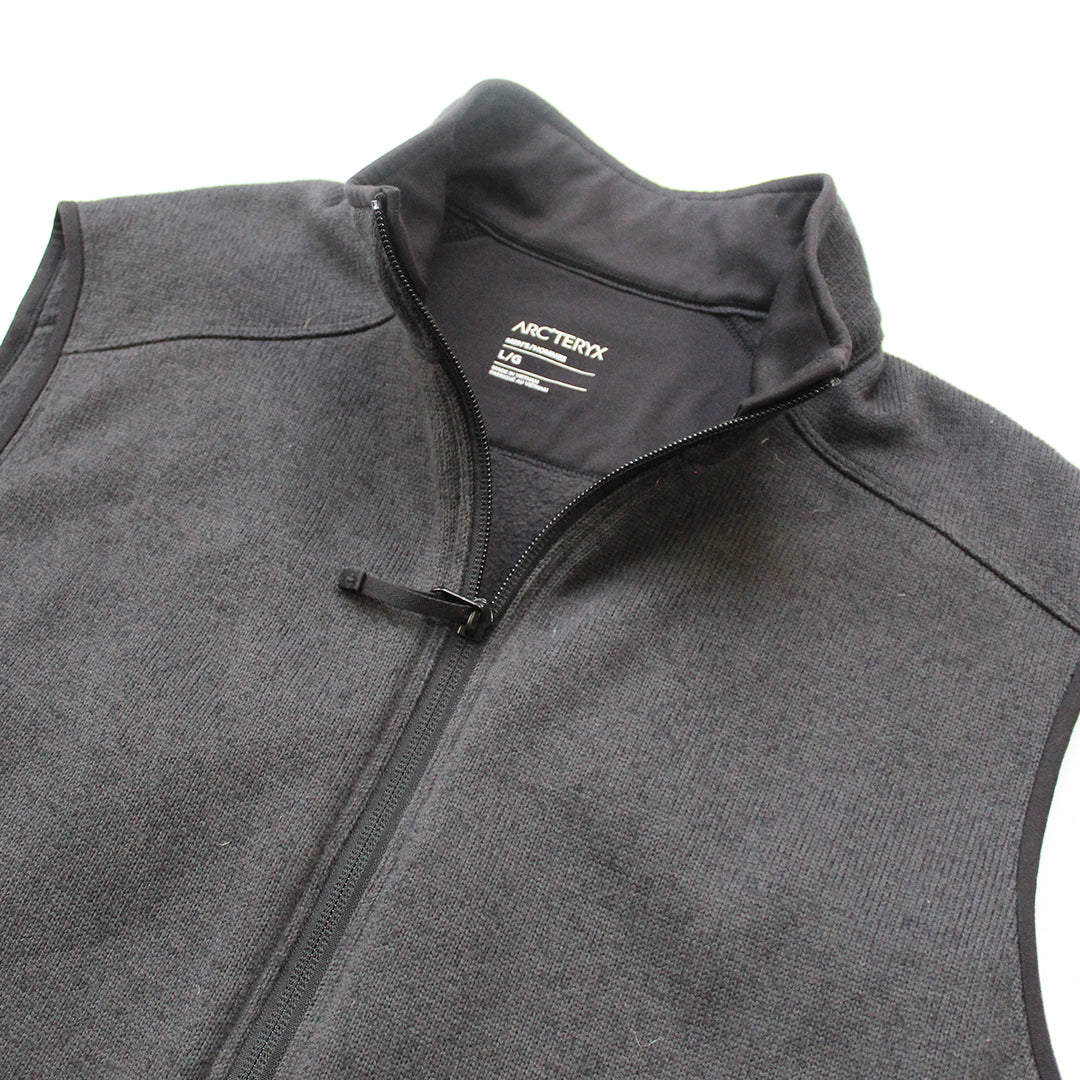 Chaleco Arc'teryx Gris Oscuro (L)