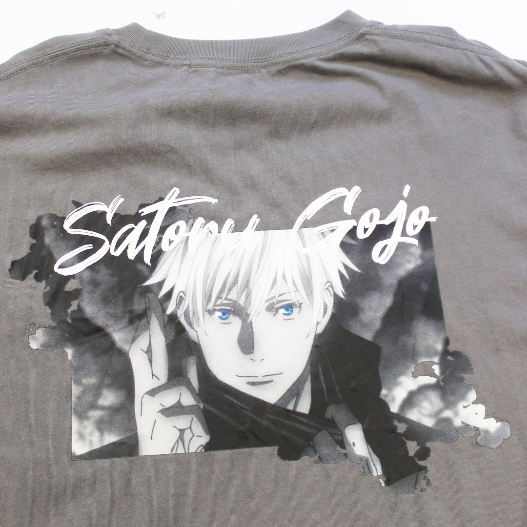 Playera Uniqlo Jujutsu Kaisen Gris  (L)