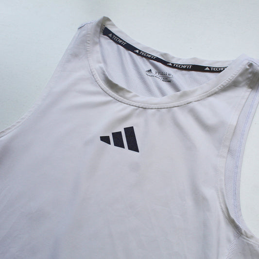 Camiseta Adidas  Blanca (M)